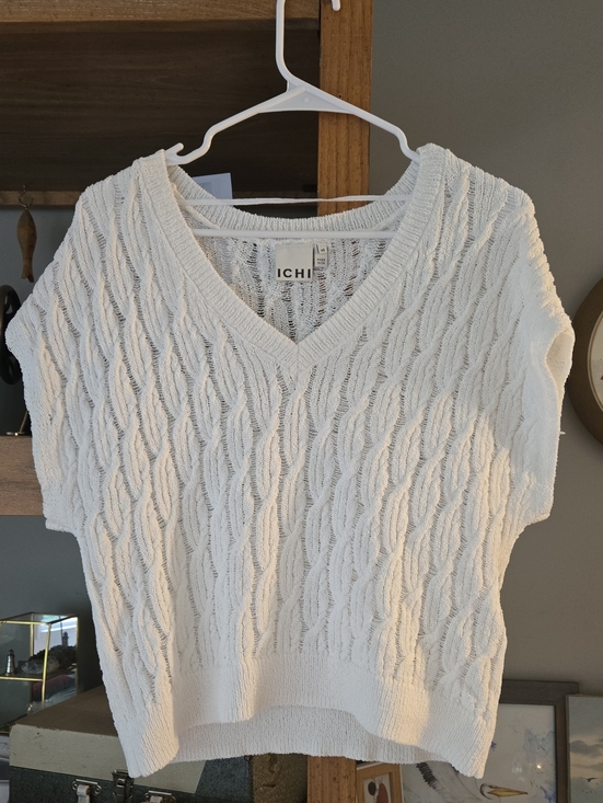 ICHI Sweaters - V-Neck Cable Knit Sweater in Cream by ICHI
